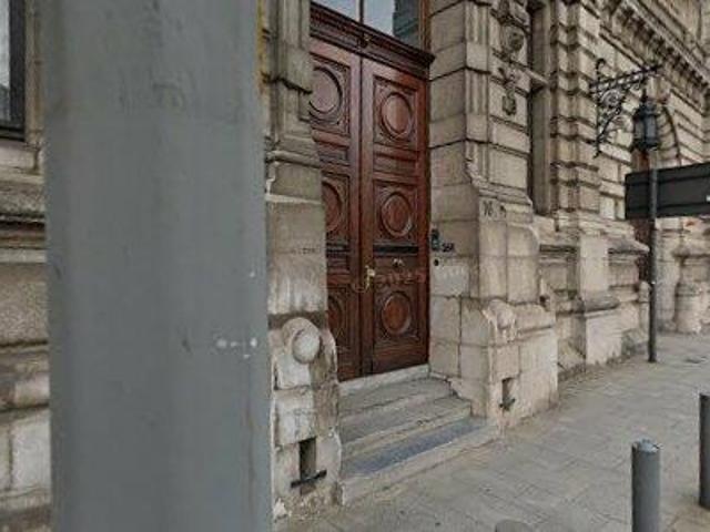 196 642 m2 office space for rent in Stad Antwerp