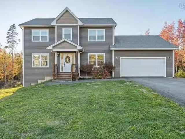 196 Confederation Avenue, Fall River, NS, B2T 0P8 house for.