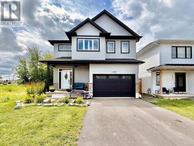196 Hodgkins Avenue, Thorold Allanburg/Thorold South, ON, L2V 0M6 house for sale | Listing ID X13709 | Royal LePage