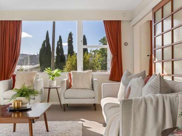 196 Pembroke Road, Wilton, Wellington City