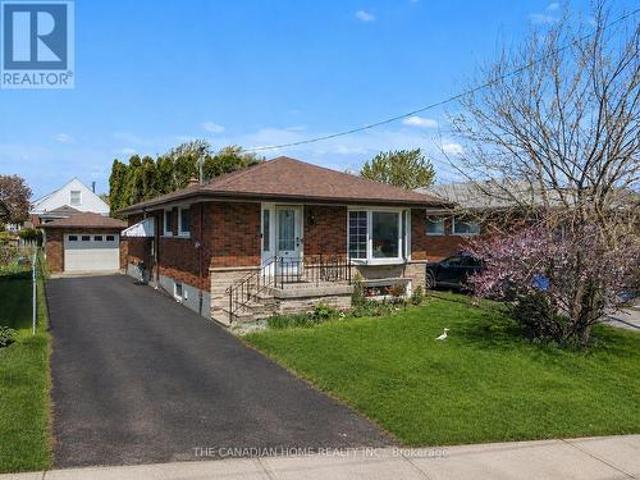 196 Tuxedo Ave Avenue, Hamilton, ON, L8K 2S4 house for sale | Listing ID X13141 | Royal LePage