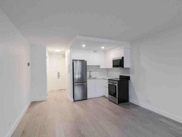 1975 de Maisonneuve 1 Bedroom Apartment for Rent at 1975 Boul De Maisonneuve O, Montréal, QC H3H 1K4