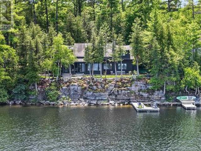 1973 Fiddlers Lane, Douro Dummer, ON, K0L 2H0 Luxury House for sale | Listing ID X13437 | Royal LePage Carriage Trade Luxury Properties