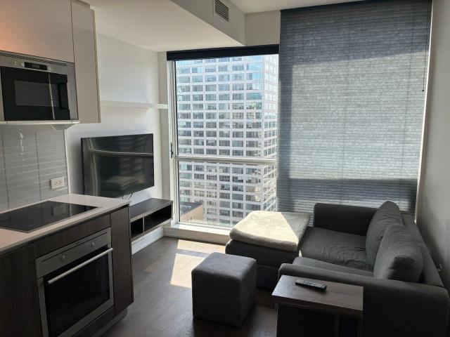 199 Slater Street Studio Apartment for Rent at 199 The Slater, Ottawa, ON K1P 0C8 Downtown Ottawa
