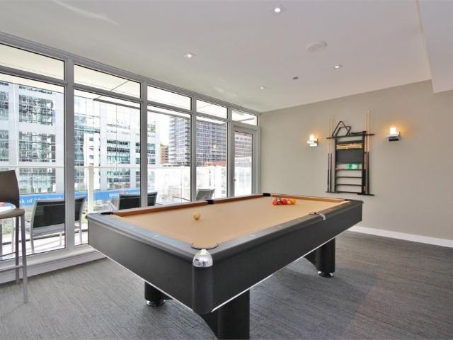 199 Slater Street Studio Apartment for Rent at 199 The Slater, Ottawa, ON K1P 0C8 Downtown Ottawa