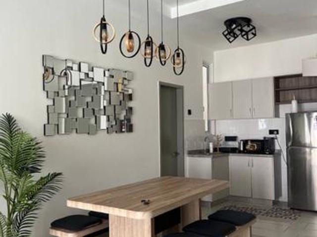 199k 199k 199k FREEHOLD Condo Just 50M to MRT 7 ROI