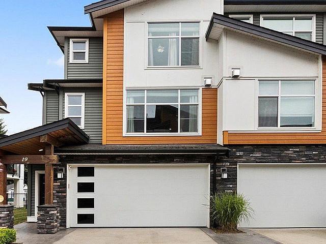 19 46570 Macken Avenue Chilliwack, British Columbia