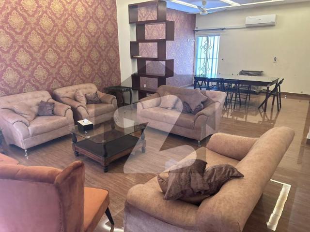 19.5 Marla Well Constructed Ideal Location House is for sale in Nasheman Colony