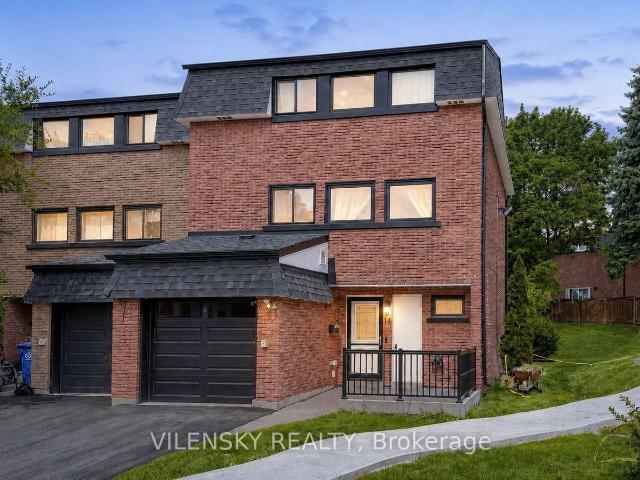 19 14 Poplar Crescent, Aurora | 4Beds/2Bath, Townhouse, $759,000 | Condos. Ca