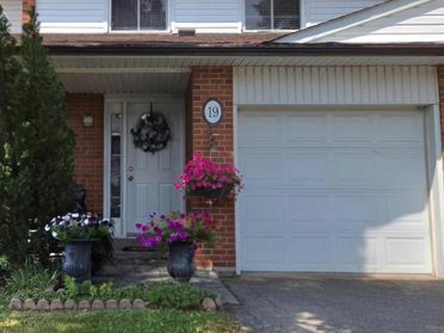 19 2380 Bromsgrove Road, Mississauga, ON, L5J 4E6 townhouse for sale | Listing ID W13676 | Royal LePage