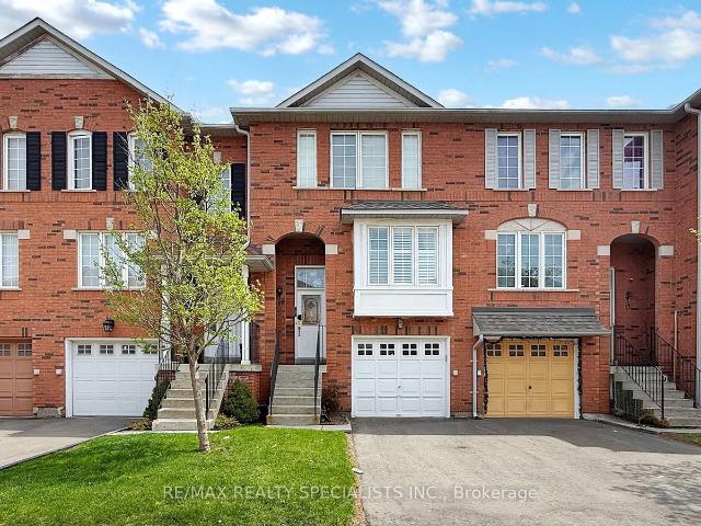 19 2 Clay Brick Court, Brampton | For Sale @ $649,000 | Condos. Ca
