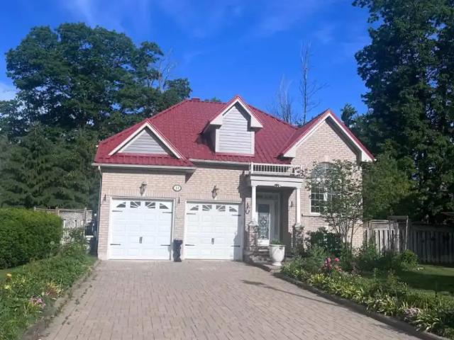 19 TANAGER CRESCENT