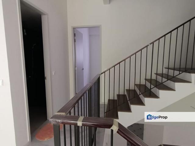 19 Trees Corner Unit, 4200sf, only 67 units, NEW unit, Just VP