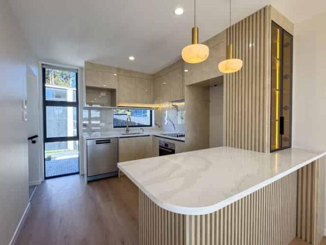 1/9 Utting Street, Birkdale, North Shore City