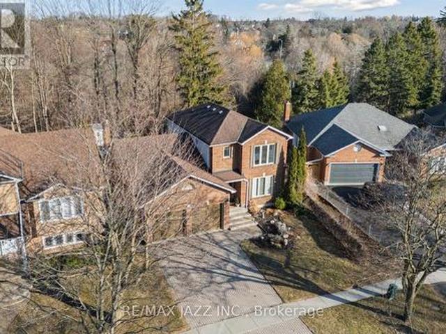 19 Valleycrest Drive, Clarington Courtice, ON, L1E 1J2 house for sale | Listing ID E12170 | Royal LePage