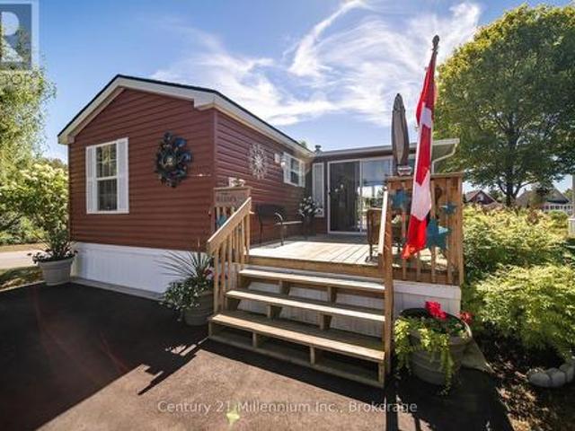 19 White Pines Trail, Wasaga Beach, ON, L9Z 1X7 house for sale | Listing ID S13629 | Royal LePage