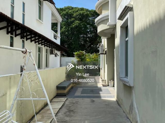 19 Acres Land * Leasehold Until Years 2111, balance 85 Years * Land Facing SeaSide * Nearby Port of Tanjung Pelepas PTP PORT * Suitable for Boat or Ship Makers