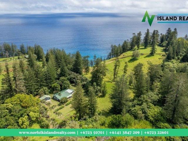 ?19 Acres of Coastal Prestige A Rare Island Landholding with Lifestyle & Legacy Appeal