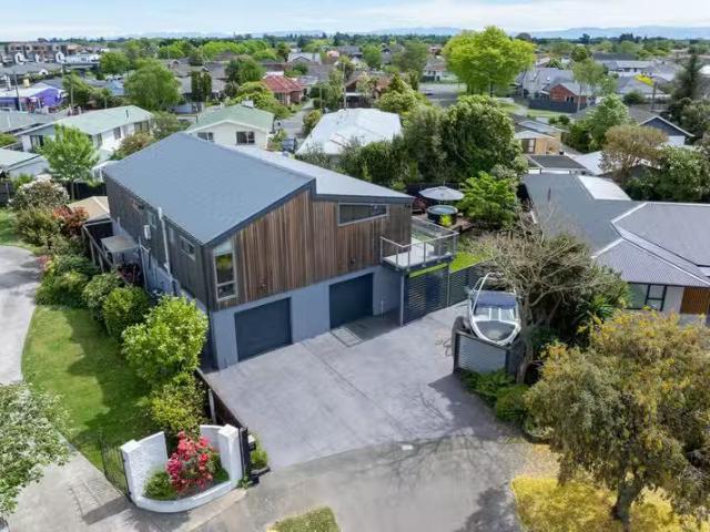 19 Abbotts Place, Avonhead, NZ 8042 House for Sale