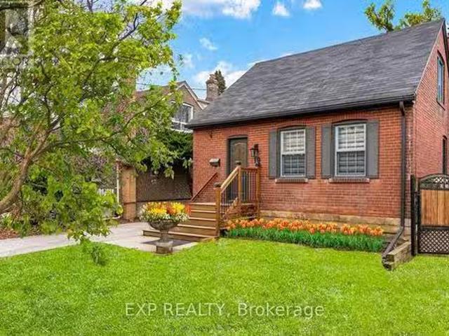 19 Albani Street, Toronto, ON, M8V 1X3 house for sale Listi.