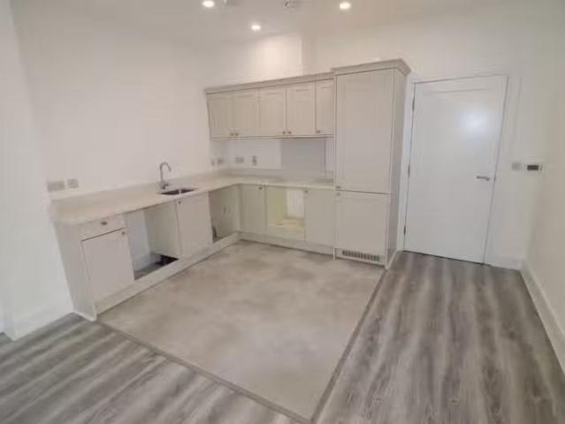 19 Amharc Abhann, Knock Hill, Ennis Road, Co. Limerick, V94623.