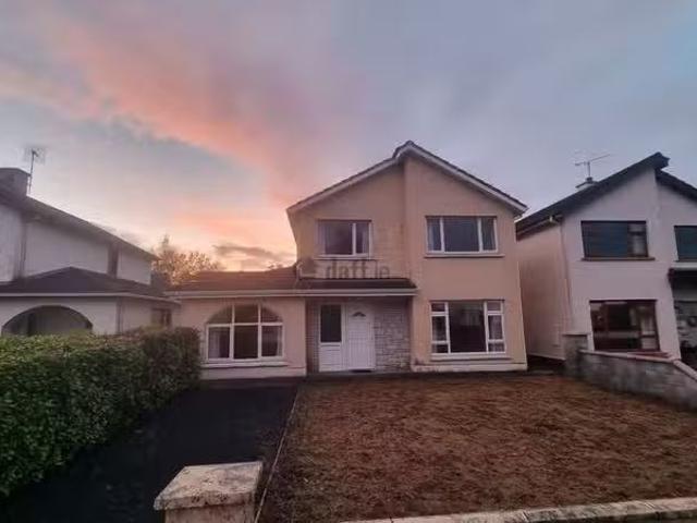 19 Castlelawn, Tulla Road, Ennis, Ennis, Co. Clare is for rent