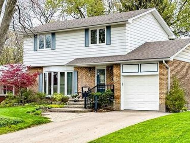 19 Chateau Court, Hamilton, ON, L9C 5P3 house for sale | Listing ID 40830 | Royal LePage