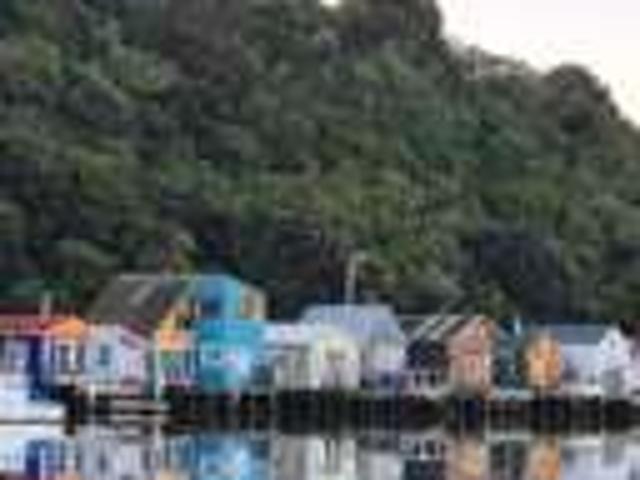 19 Churton Drive, 11492, Wellington City