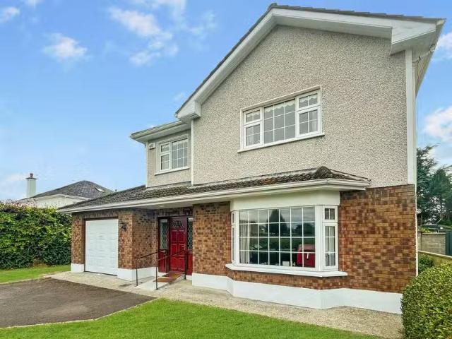 19 Ciamaltha Meadows, Nenagh, Co. Tipperary, E45AH73 is for sale