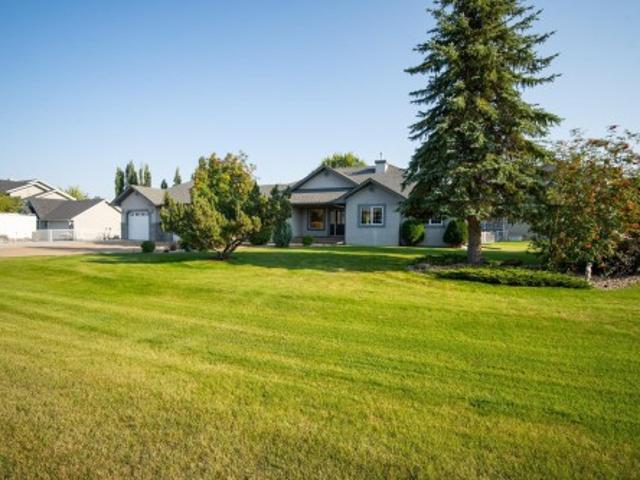 19 Country Lane, Stony Plain, AB, T7Z 2L1 house for sale | Listing ID E4491 | Royal LePage