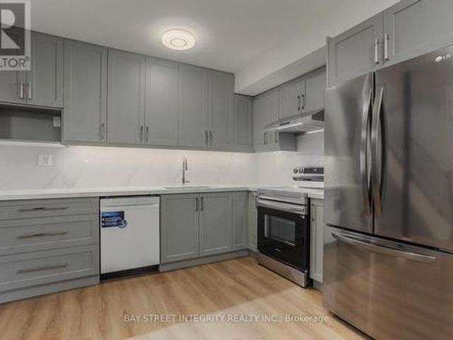 19 D'Arcy Street, Toronto, ON, M5T 1J8 house for lease | Listing ID C12952 | Royal LePage