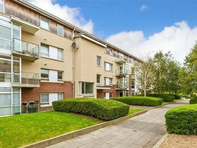 19 donadea house lyreen manor maynooth co kildare
