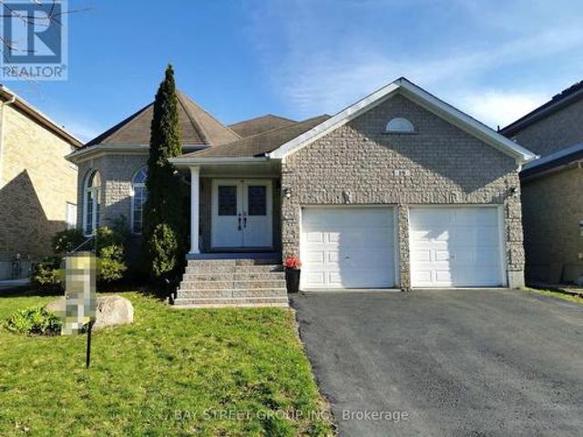 19 Falcon Crescent, Barrie, ON, L4N 0Y9 house for sale | Listing ID S13448 | Royal LePage