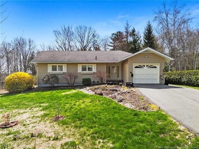 19 Forest Acres Crt, Fredericton, NB, E3B 4C2 house for sale | Listing ID NB140337 | Royal LePage
