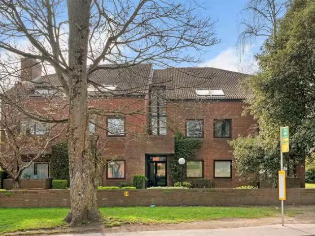 19 Gilford Pines, Sandymount, Dublin 4, D04 YD52