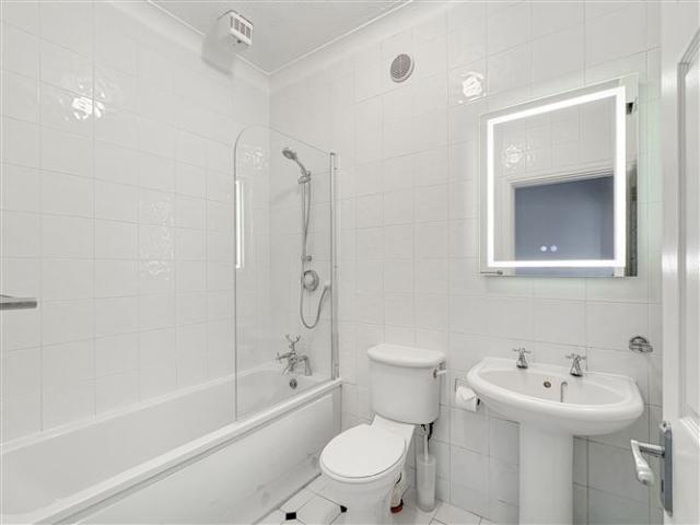 19 Gleann na Tra, Sandy Road, Galway City Mullery Auctioneers Ltd 4989 MyHome. Ie Residential