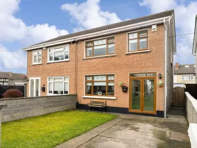 19 Glenfield Grove D22K3C1, Clondalkin, Dublin 22 is for sale