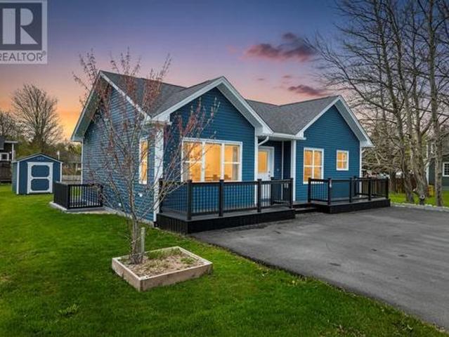 19 Grassey Lane, Carbonear, NL, A1Y 1A7 house for sale | Listing ID 1298 | Royal LePage
