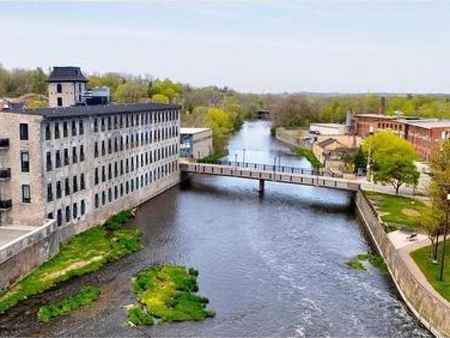 404 19 Guelph Avenue, Cambridge, ON, N3C 1A2 condo for sale | Listing ID 40702 | Royal LePage