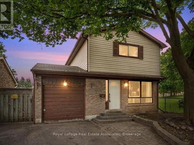 19 Harrison Court, Whitby, ON, L1N 6E2 house for sale | Listing ID E13543 | Royal LePage