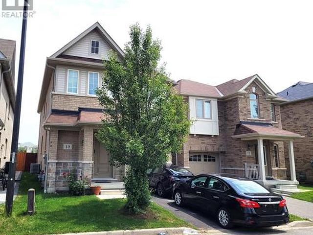 19 Headon Avenue, Ajax, ON, L1Z 0S7 house for lease | Listing ID E13535 | Royal LePage