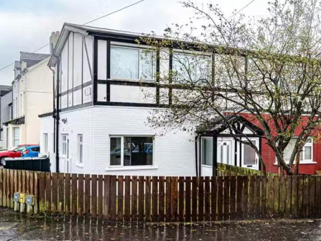 19 Inverary Drive