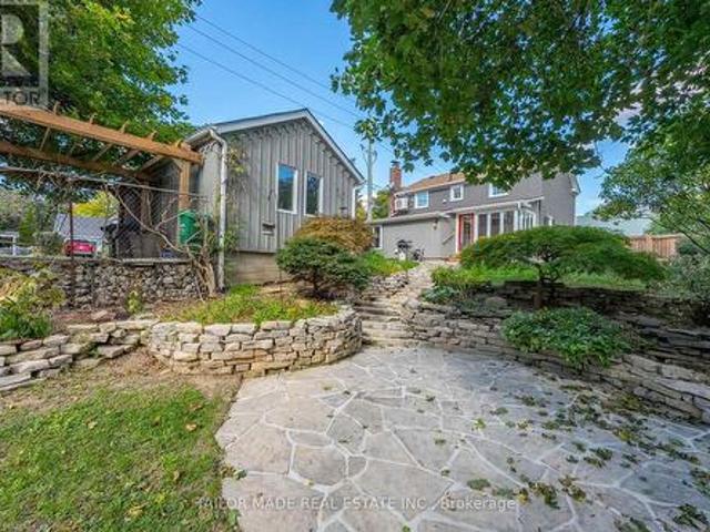 19 Isabella Street, Brampton, ON, L6X 1P4 house for sale | Listing ID W12944 | Royal LePage