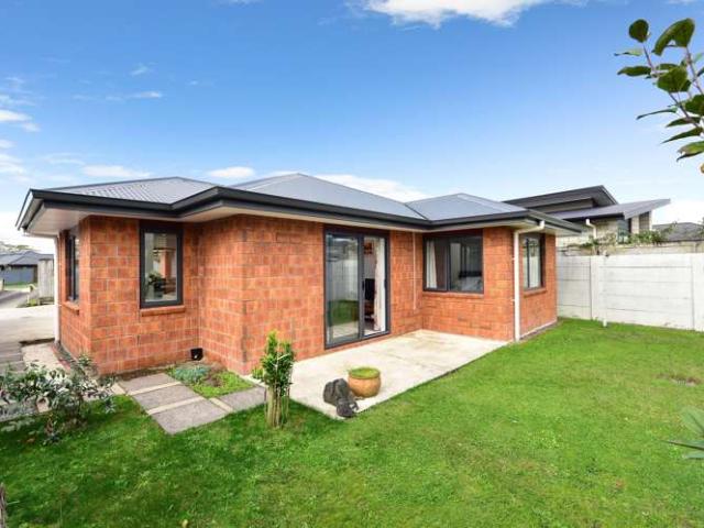 19 Landmark Court, Huntington, Hamilton City