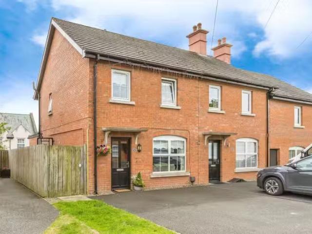 19 Lady Wallace Brae