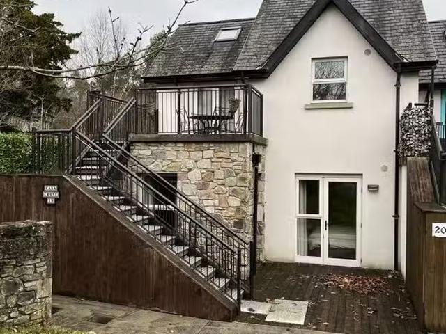 19 Lakeside View, Mountshannon, Co. Clare, V94EP2P is for sale