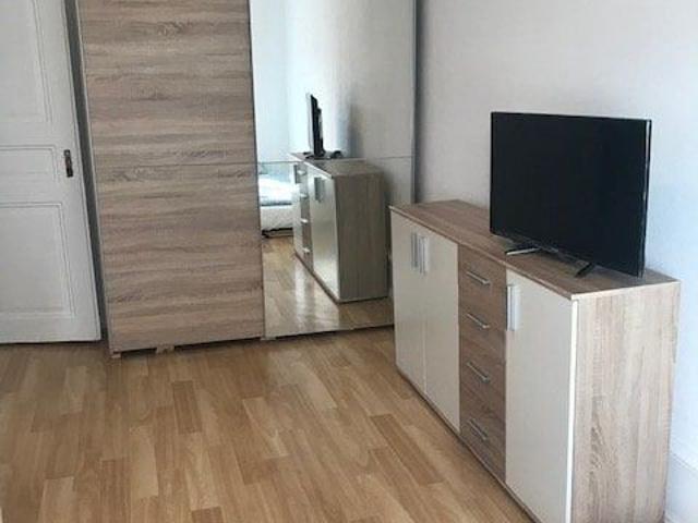 19 m²