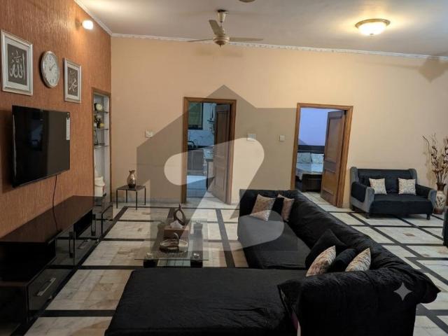 19 Marla Used Beautiful House Available For Sale In Z Block Madina Town