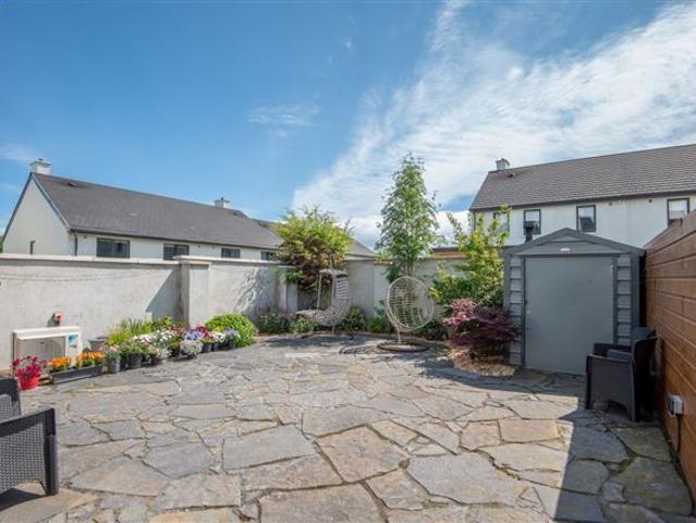 19 Newpark Close, Chapel Road, Kinsealy, Malahide, County Dublin Noel Kelly Auctioneers Ltd 4937 MyHome. Ie Residential