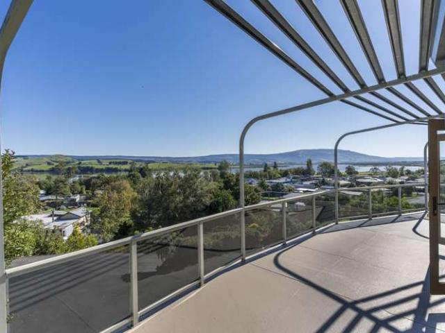 19 Sandown Street, Waihola, Clutha